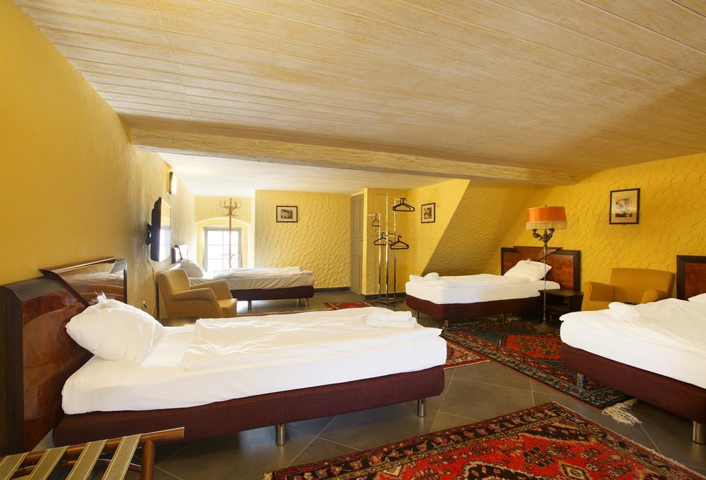 Palac Wiechlice - Hotel, Restaurant, Spa Szprotawa Ngoại thất bức ảnh
